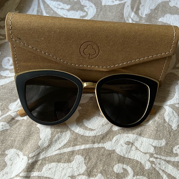 Kraywoods Willow Bamboo Cat Eye Sunglasses - Picture 1 of 5